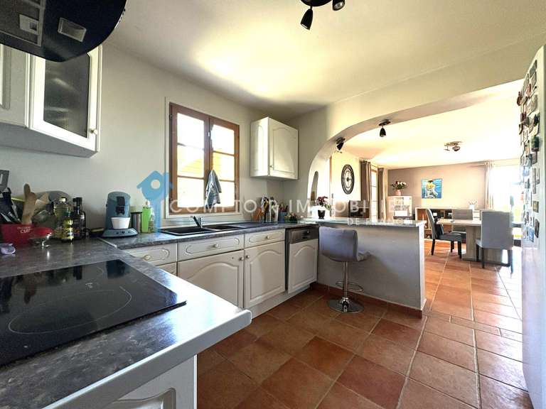 Maison Uzès - 3 chambres - 169m²