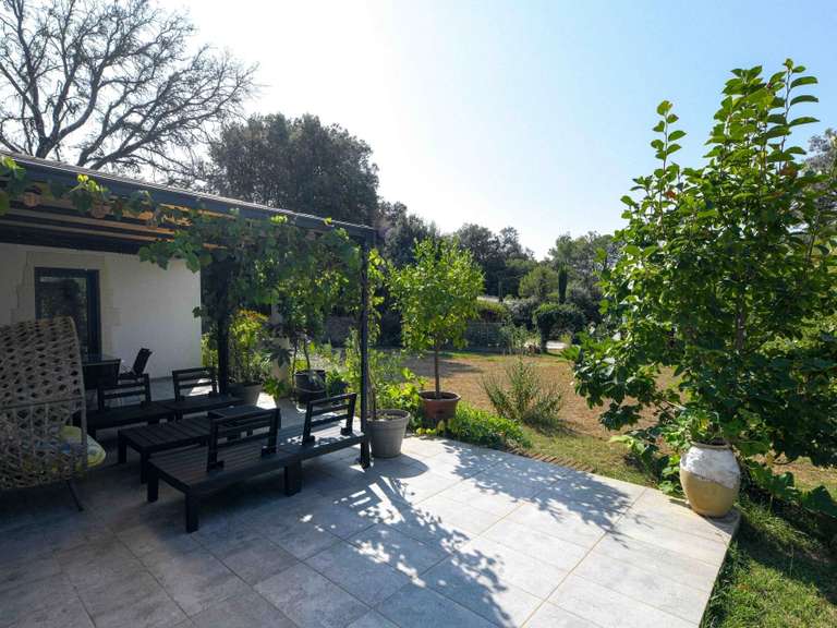 Maison Uzès - 4 chambres - 164m²