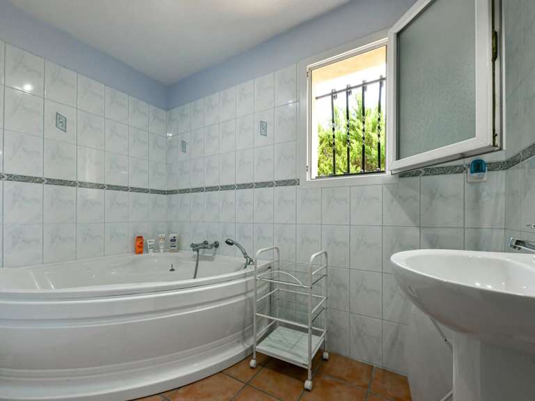 Maison Uzès - 5 chambres - 166m²