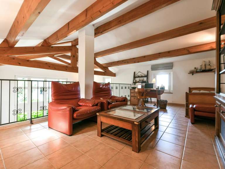 Maison Uzès - 3 chambres - 233m²