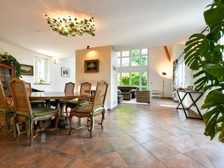 Maison Uzès - 3 chambres - 233m²
