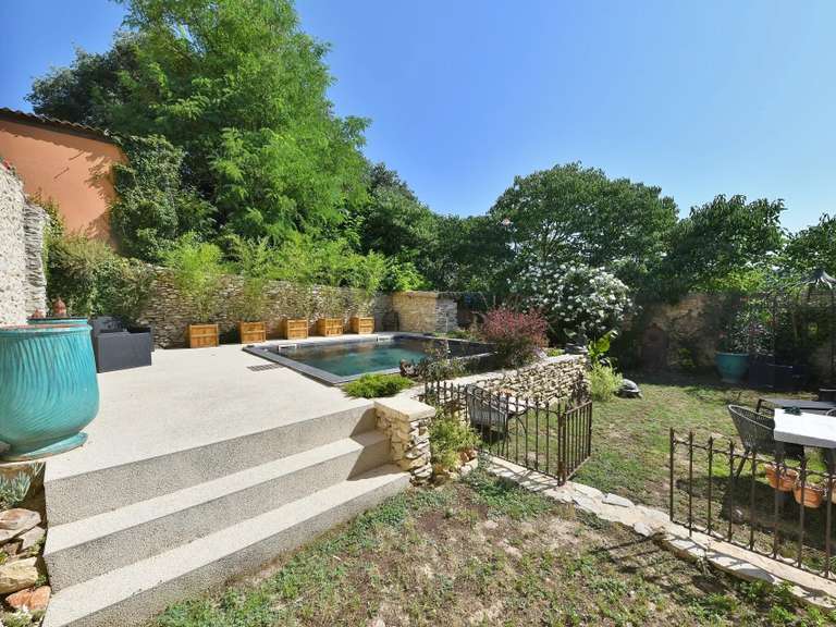 Maison Uzès - 4 chambres - 240m²
