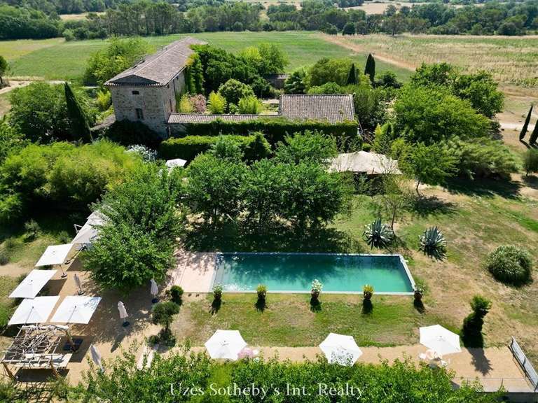 Maison Uzès - 6 chambres - 601m²