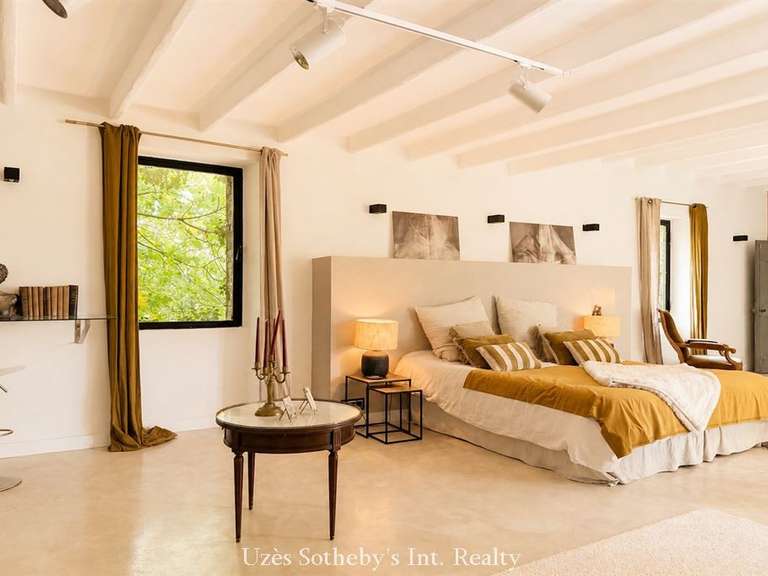Maison Uzès - 6 chambres - 601m²