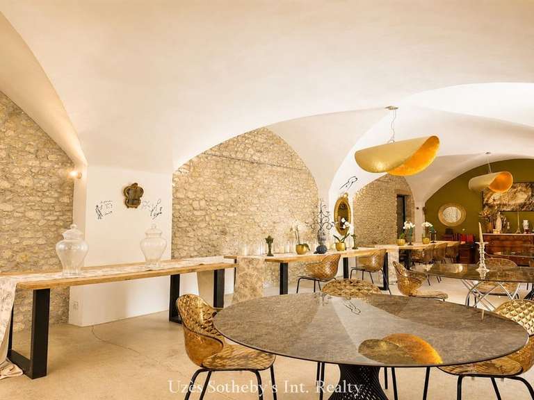 Maison Uzès - 6 chambres - 601m²