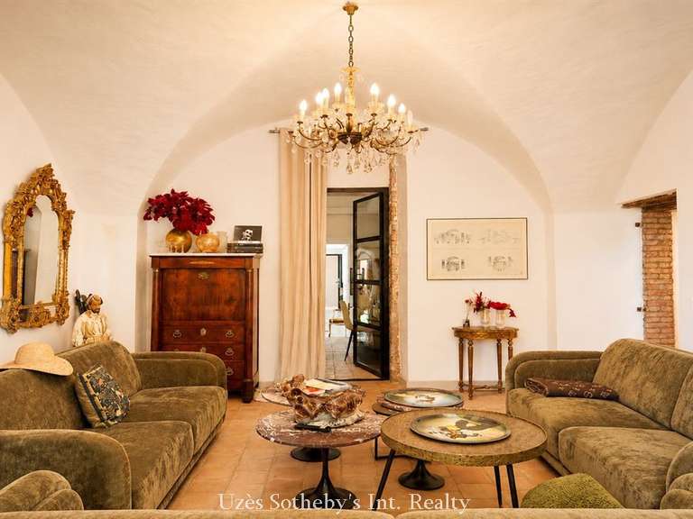 Maison Uzès - 6 chambres - 601m²