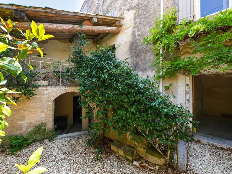 Maison Uzès - 2 chambres - 190m²