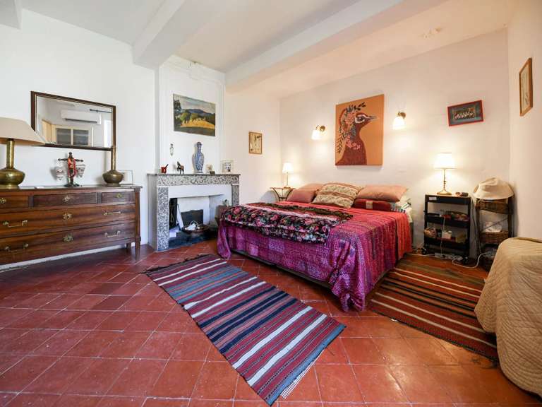 Maison Uzès - 2 chambres - 190m²