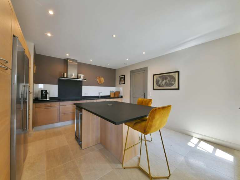 Maison Uzès - 4 chambres - 203m²