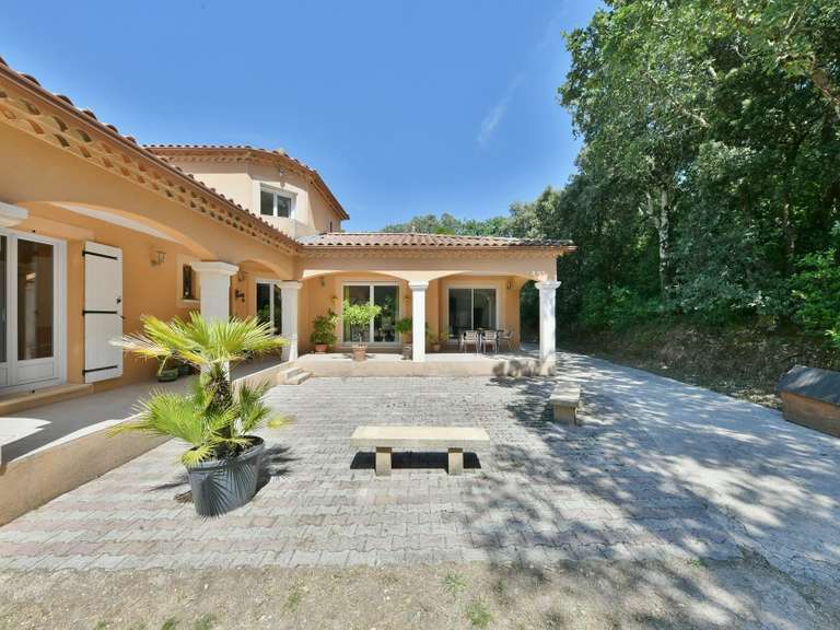 Maison Uzès - 2 chambres - 118m²