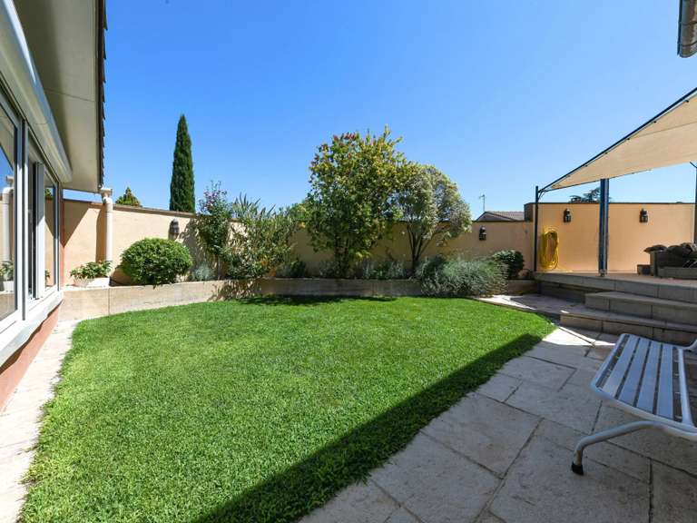 Maison Uzès - 3 chambres - 265m²