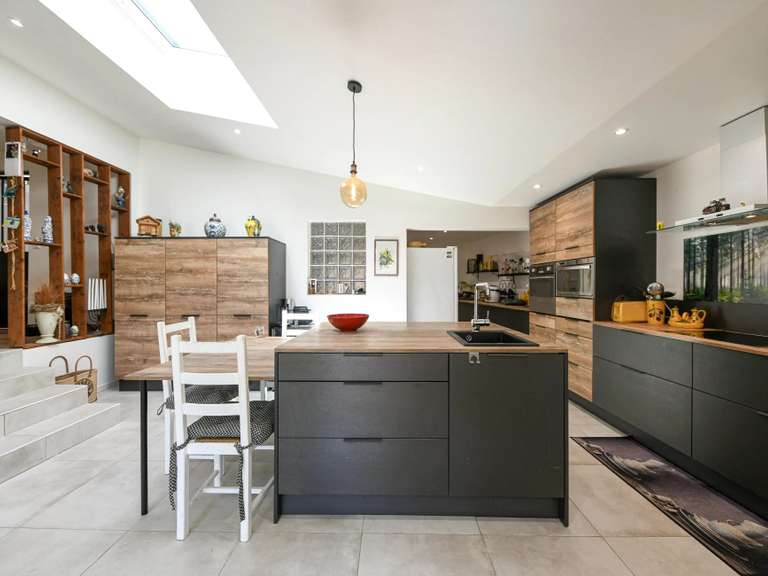Maison Uzès - 3 chambres - 265m²