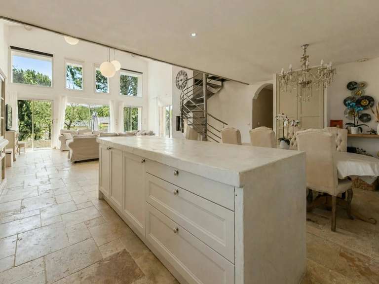 Maison Uzès - 3 chambres - 146m²