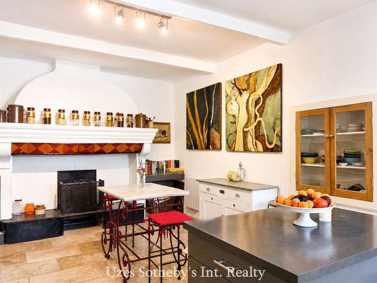 Maison Uzès - 4 chambres - 320m²