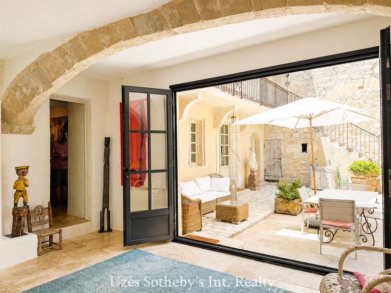 Maison Uzès - 4 chambres - 320m²