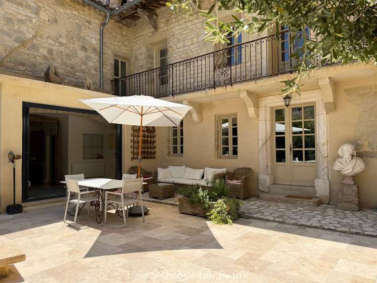 Maison Uzès - 4 chambres - 320m²
