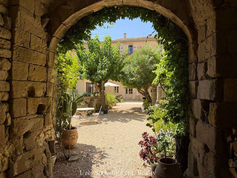 Maison Uzès - 4 chambres - 320m²