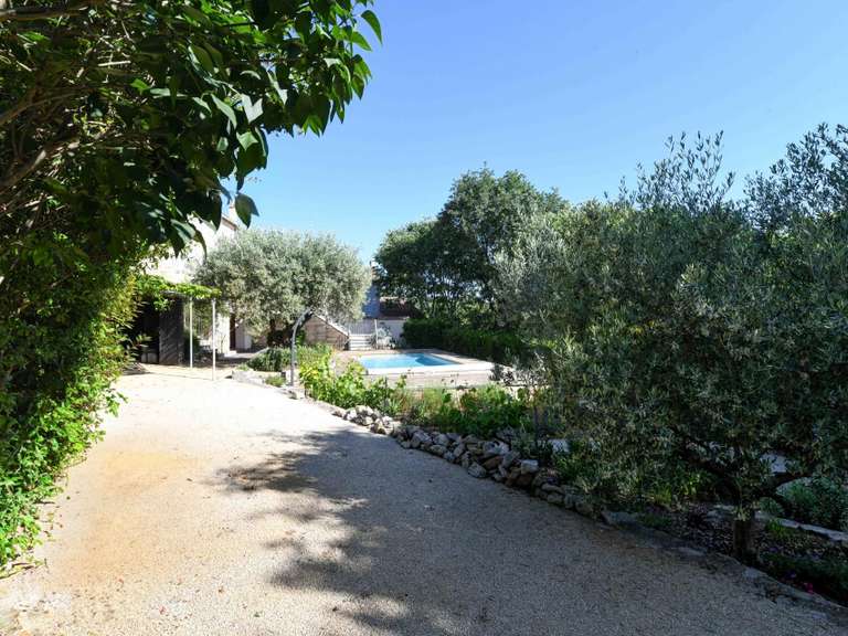 Maison Uzès - 3 chambres - 183m²