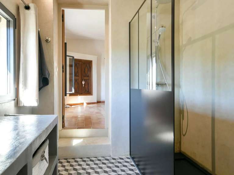 Maison Uzès - 3 chambres - 183m²