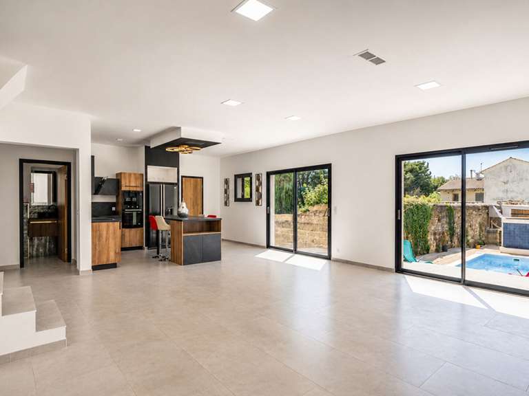 Maison Uzès - 4 chambres - 157m²