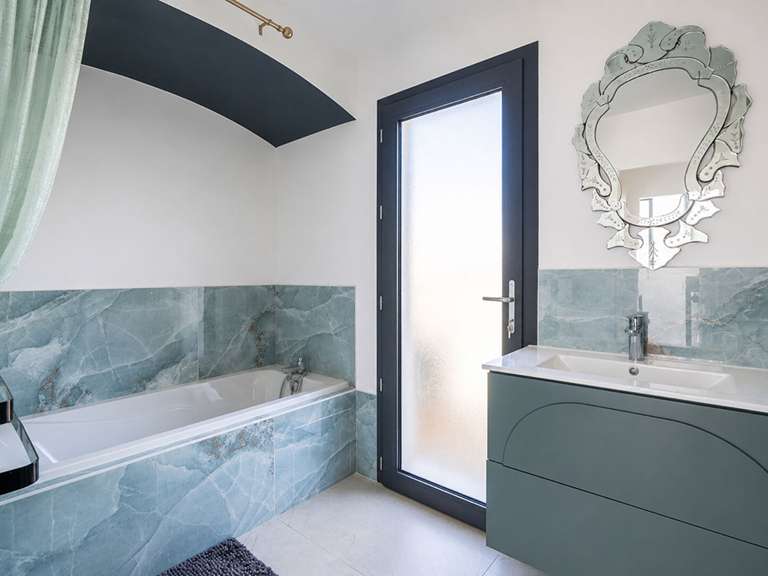 Maison Uzès - 4 chambres - 157m²