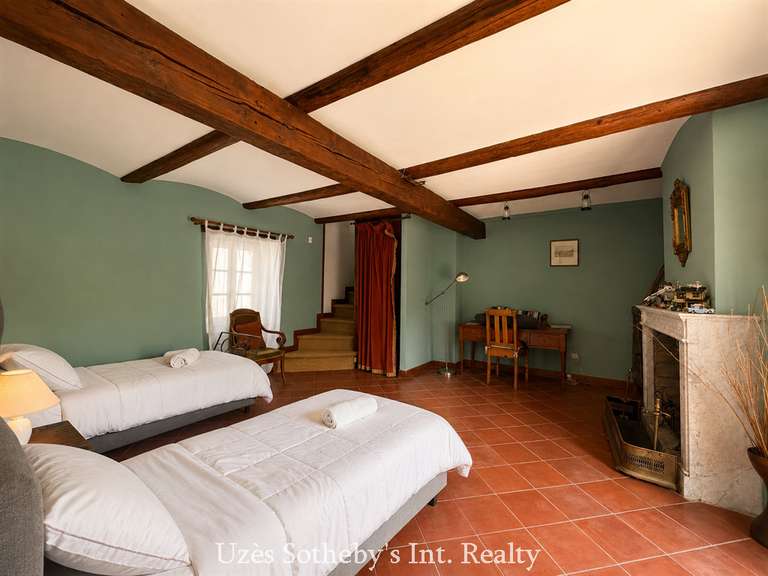 Maison Uzès - 4 chambres - 170m²