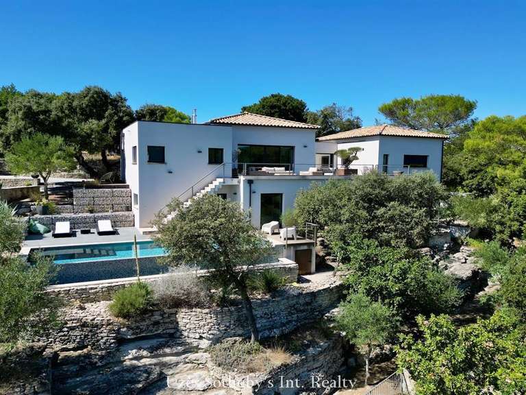 Maison Uzès - 4 chambres - 305m²
