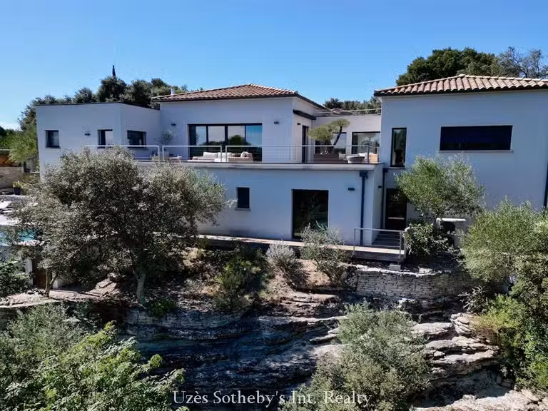 Maison Uzès - 4 chambres - 305m²