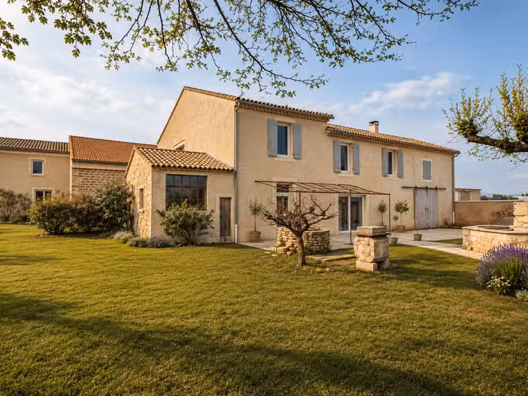 Maison Uzès - 5 chambres - 580m²