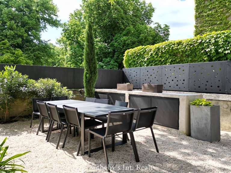 Maison Uzès - 7 chambres - 300m²
