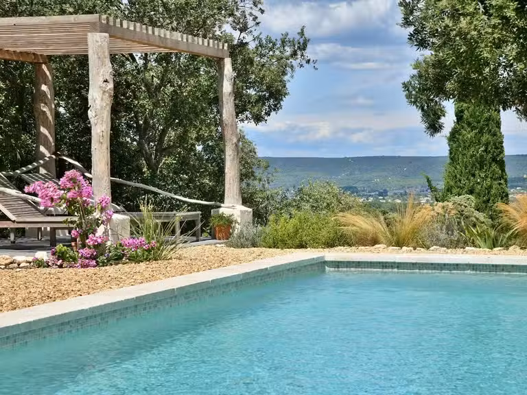 Maison Uzès - 5 chambres - 250m²