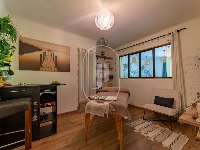 Maison Uzès - 4 chambres - 147m²