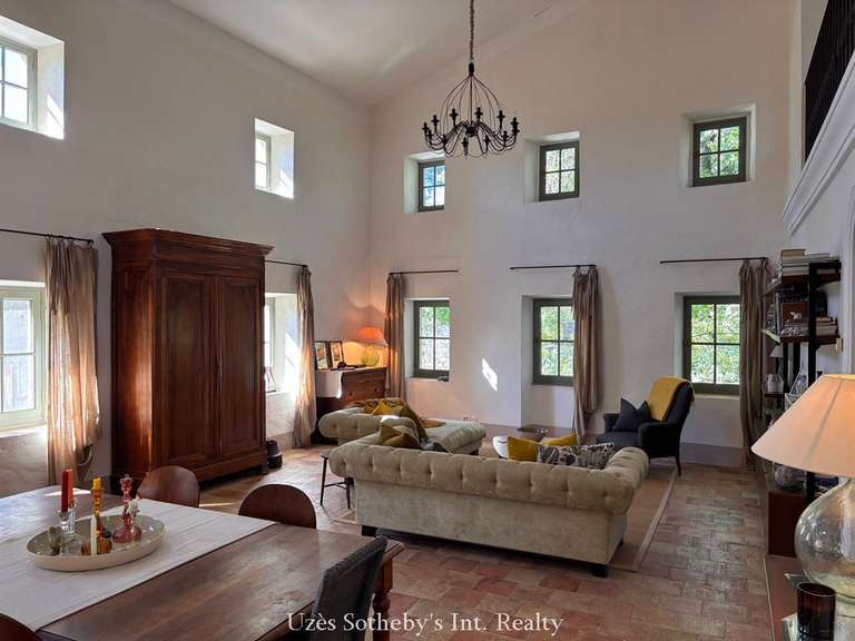 Maison Uzès - 6 chambres - 342m²