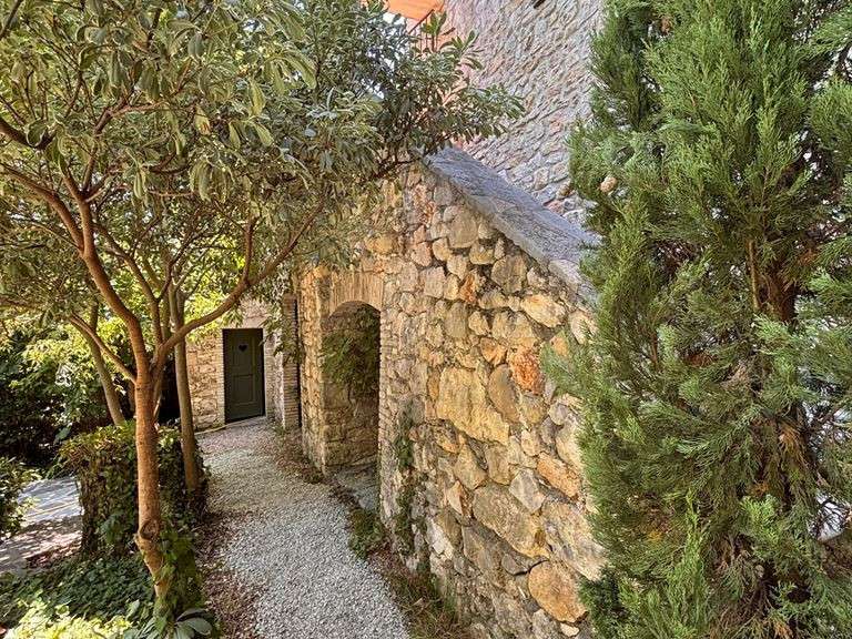 Maison Uzès - 6 chambres - 342m²