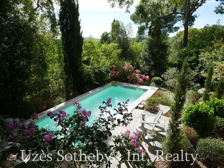 Maison Uzès - 6 chambres - 342m²