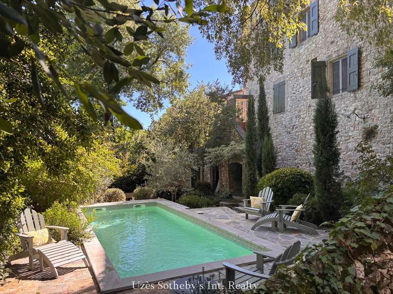 Maison Uzès - 6 chambres - 342m²