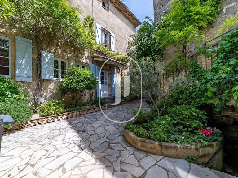 Maison Uzès - 3 chambres - 145m²