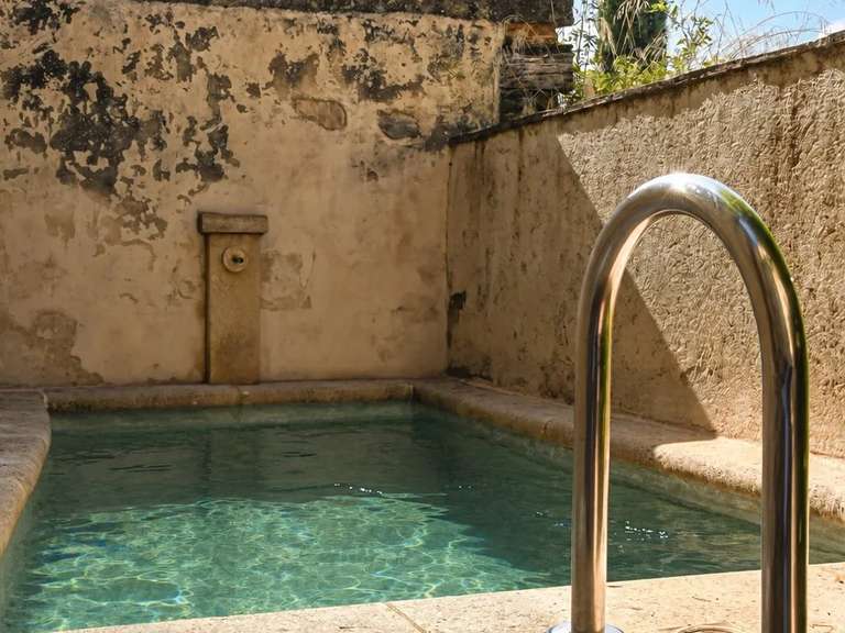 Maison Uzès - 4 chambres - 208m²
