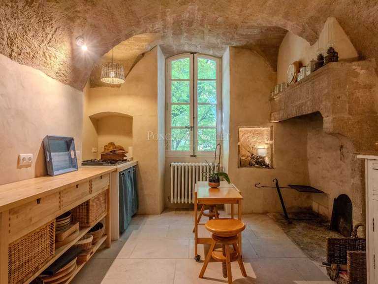 Propriété Uzès - 5 chambres - 327m²