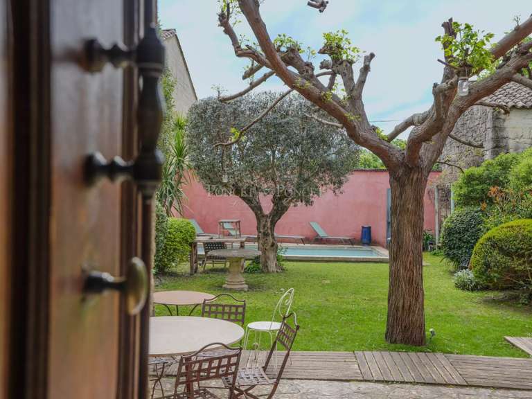 Propriété Uzès - 6 chambres - 359m²