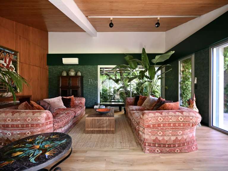 Propriété Uzès - 5 chambres - 490m²