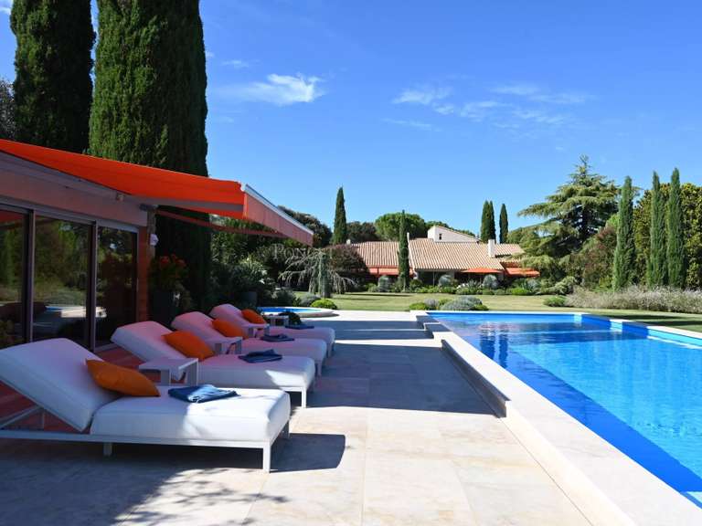 Propriété Uzès - 5 chambres - 490m²