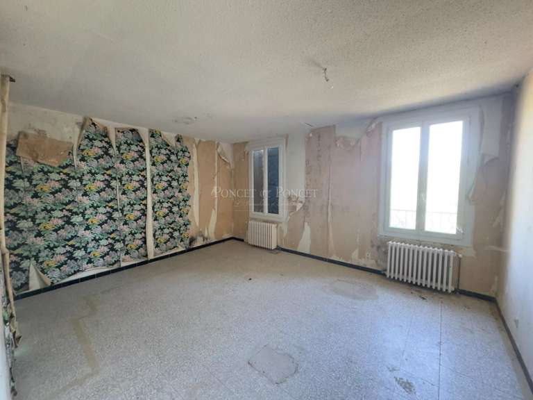 Propriété Uzès - 4 chambres - 900m²