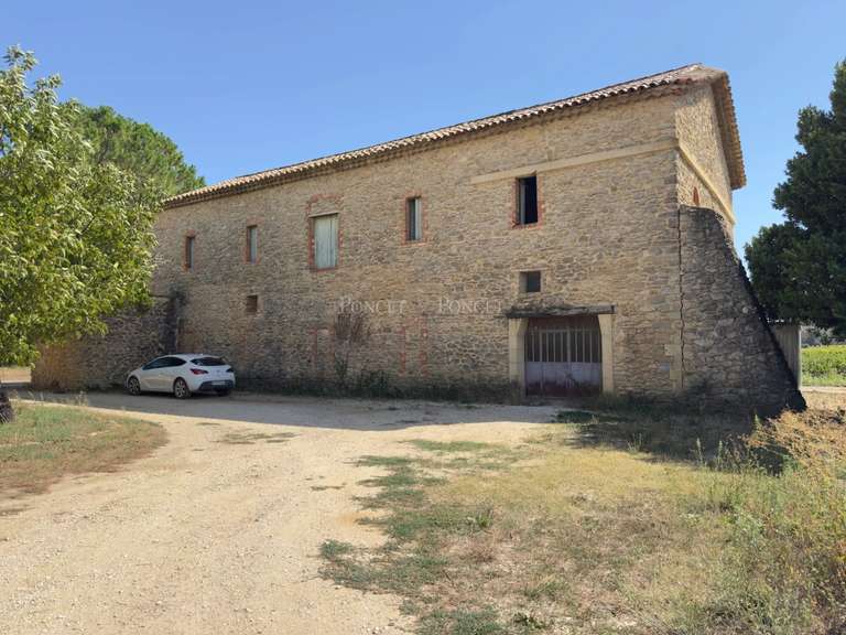 Propriété Uzès - 4 chambres - 900m²