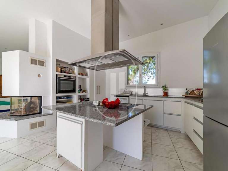 Propriété Uzès - 14 chambres - 490m²