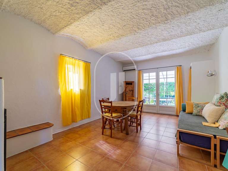 Propriété Uzès - 14 chambres - 490m²