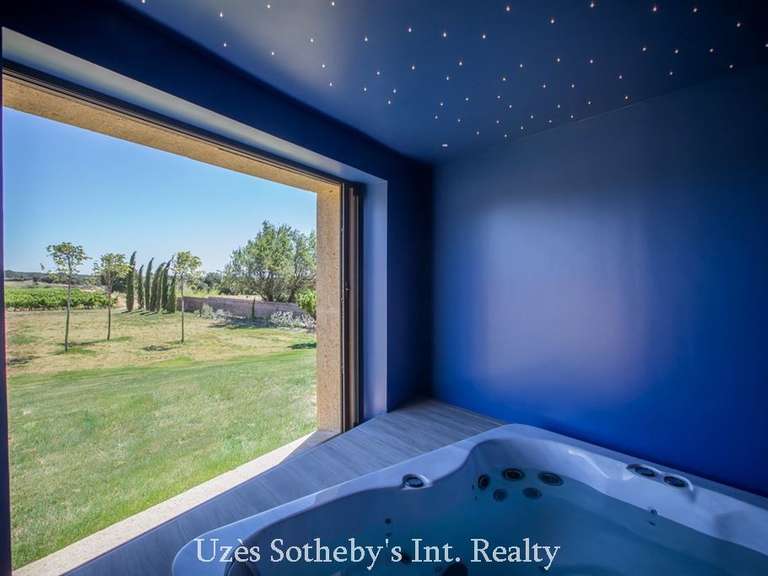 Propriété Uzès - 6 chambres - 305m²