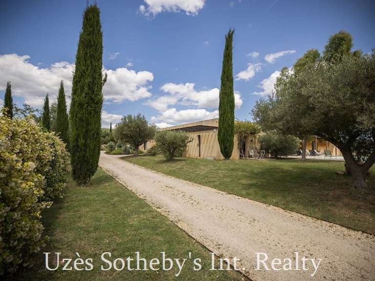 Propriété Uzès - 6 chambres - 305m²