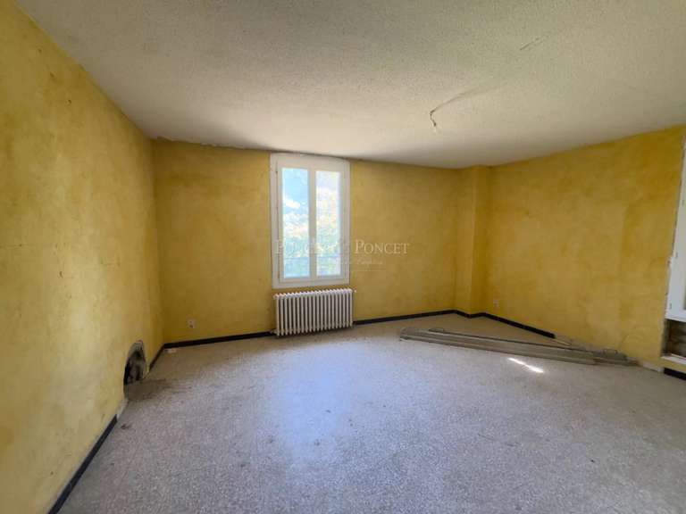 Propriété Uzès - 4 chambres - 900m²
