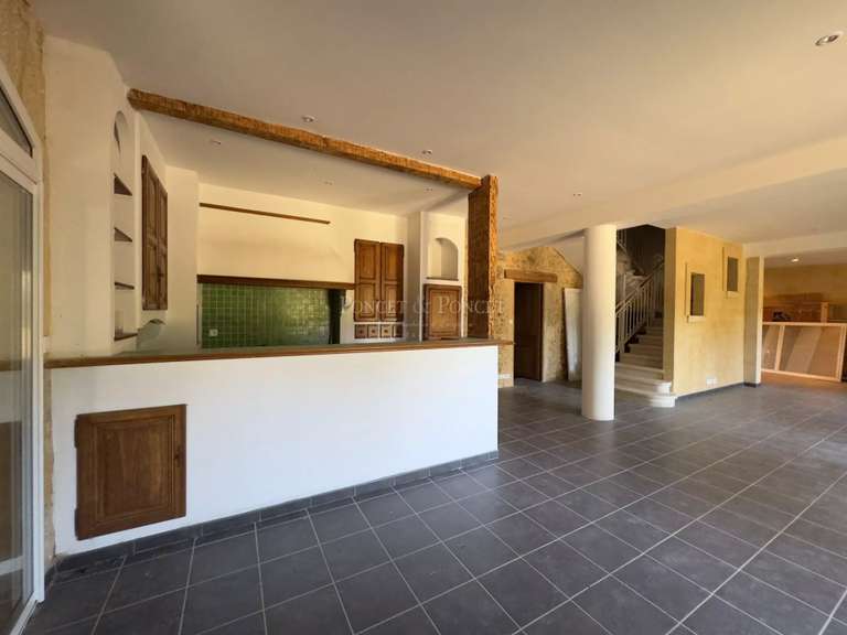 Propriété Uzès - 4 chambres - 900m²